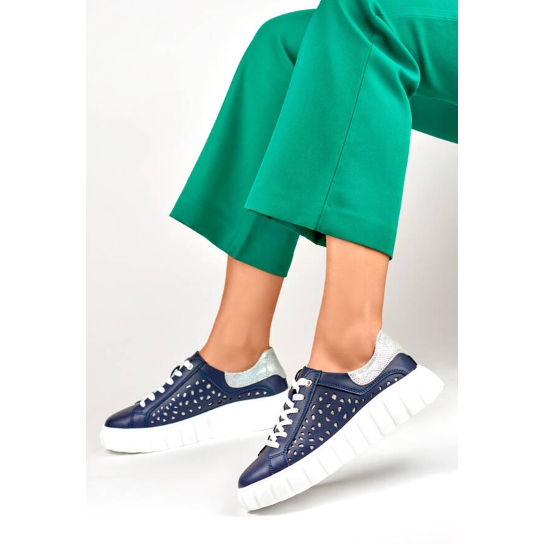 Cipele s platformom od perforirane kože, tamnoplave GD-XF72N plava 1