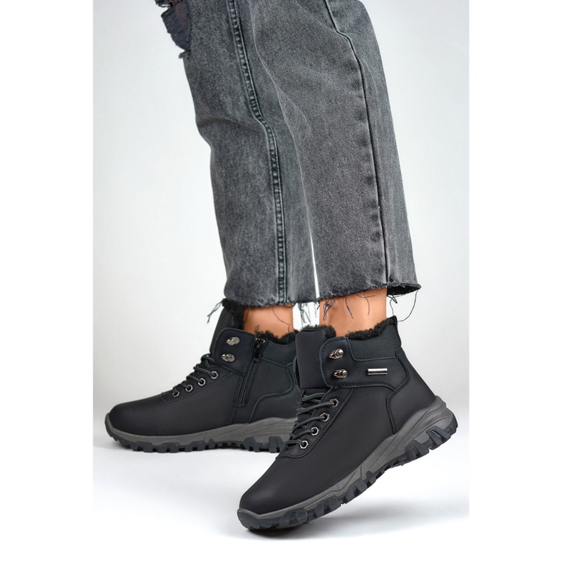 Visoke čizme, izolirane patentnim zatvaračem, crne 3906-1B crna 1