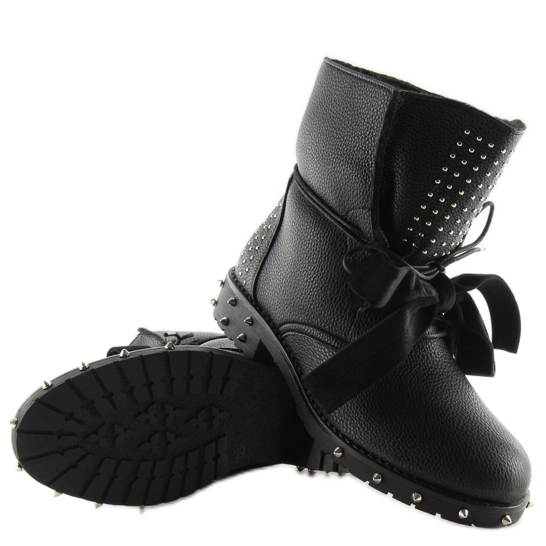 Radnici s crnim čavlima E4947 crni crna 1