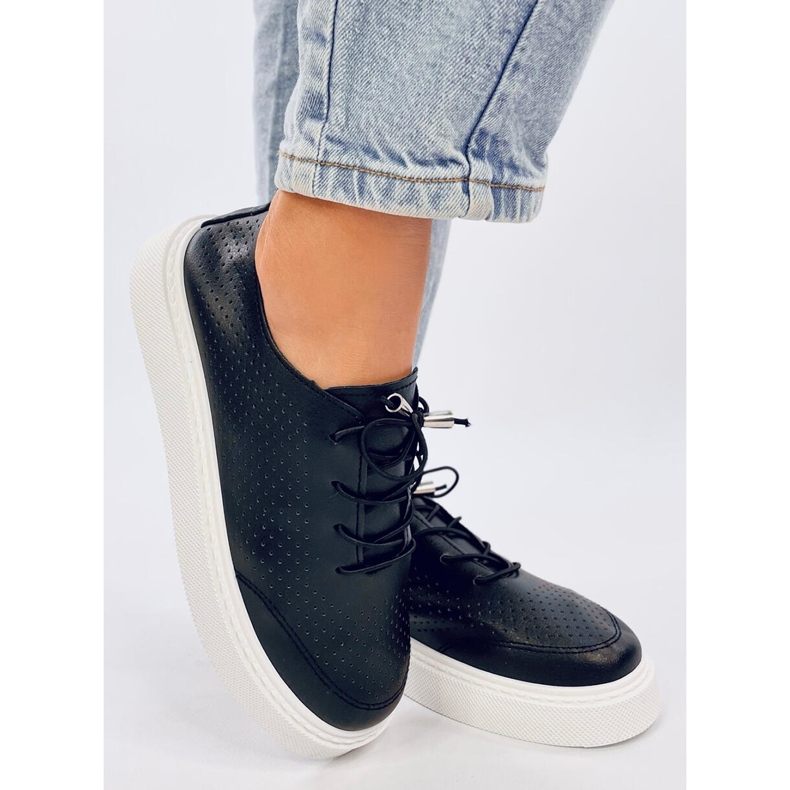 Ažur tenisice od eko kože crne boje crna 2