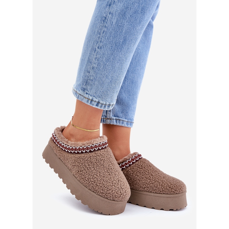 Smeđe čizme za snijeg s platformom od ovčje kože i krznom smeđa 1