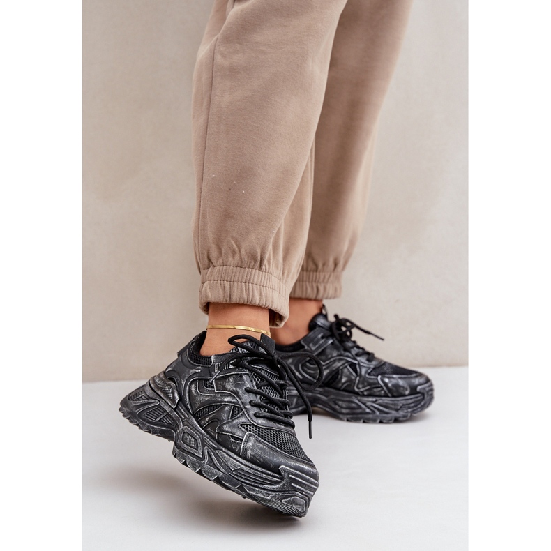 Ženske tenisice s distressima na platformu, crne crna 2