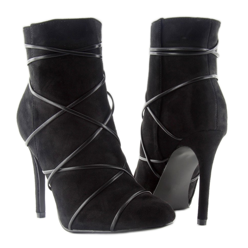 Crni antilop na visokoj potpetici crna 2