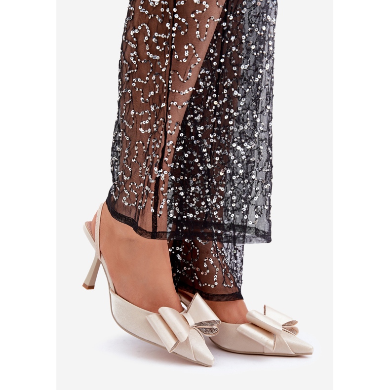 Visoke pete od zlatne tkanine s mašnom zlatni 1