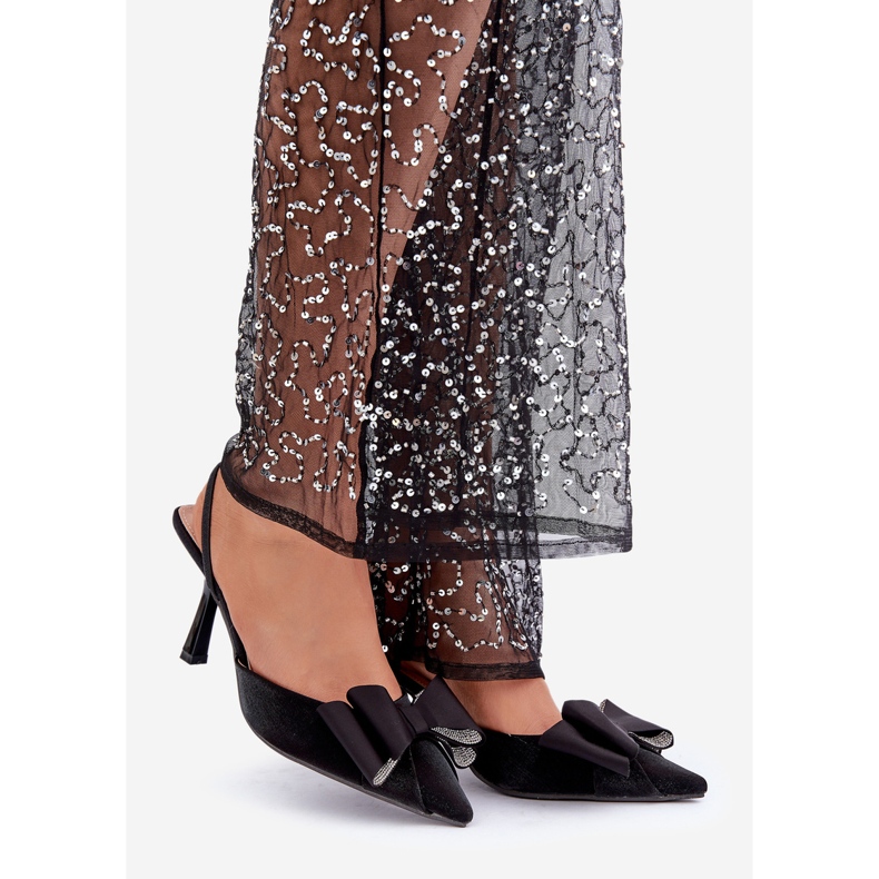 Crne visoke pete od tkanine s mašnom crno 1