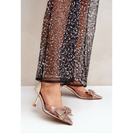 Ukrašene visoke pete sa zlatnom mašnom zlatni 2