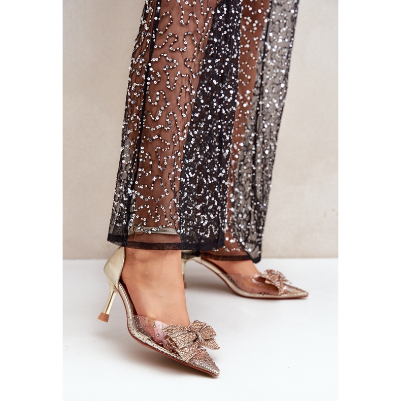 Ukrašene visoke pete sa zlatnom mašnom zlatni 2