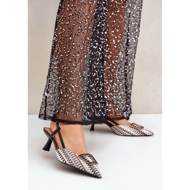 Crne visoke pete s ukrasima i otvorenom petom crna 2