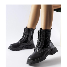 Crne čizme ukrašene Jalbert - Solea prošivanjem crna 1