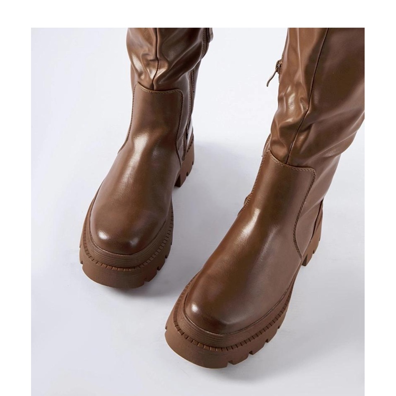 Smeđe ravne klasične čizme Christien - Solea smeđa 1