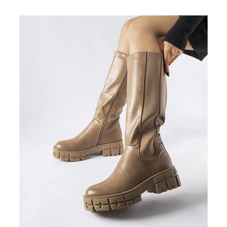 Smeđe izolirane ravne čizme iz Ceredano - Solea smeđa 1