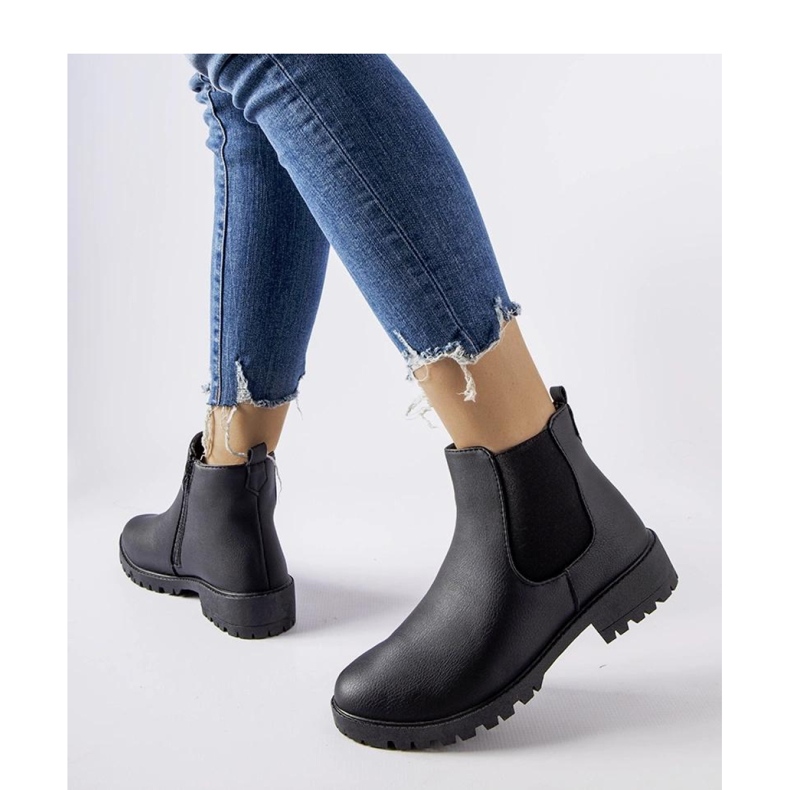 Crne klasične ležerne gležnjače od eko kože Sabre - Solea crna 1