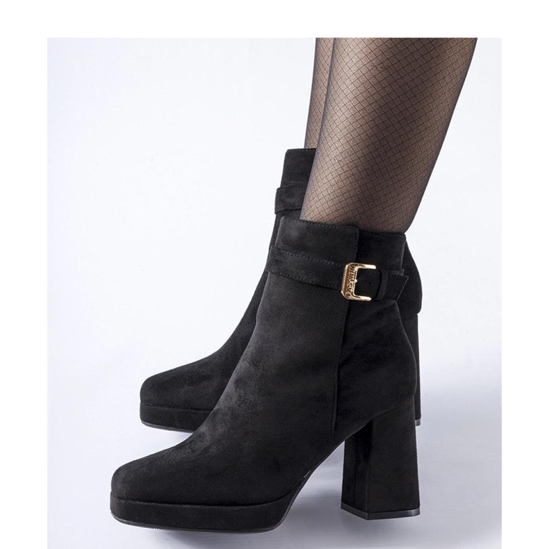 Crne izolirane klasične gležnjače od Caio - Solea antilopa crno 1