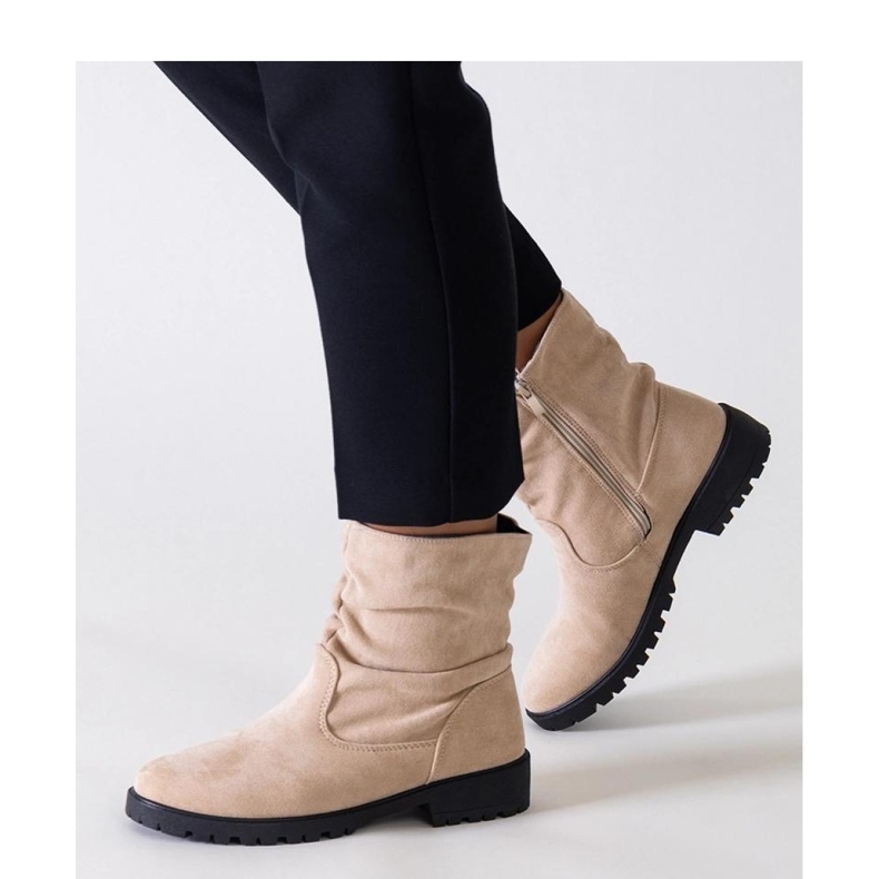 Bež gležnjače na volane od eko brušene kože Hinda - Solea 1