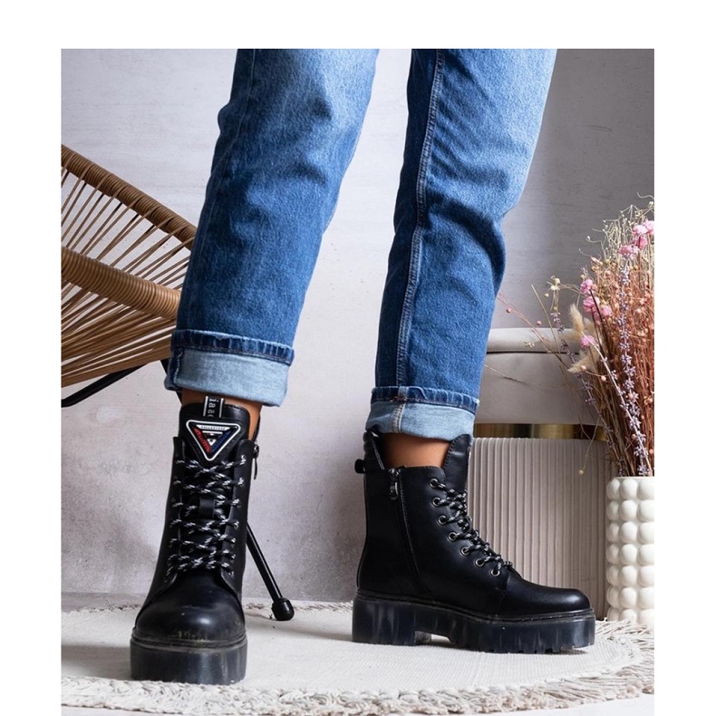 Crne čizme, prirodna koža crno 2