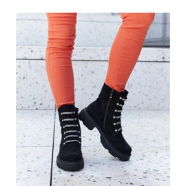 Crne izolirane gležnjače od eko antilop kože sa kamenčićima crna 1