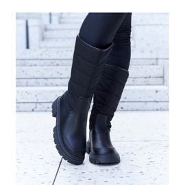 Solea Crne izolirane čizme za snijeg crna 1