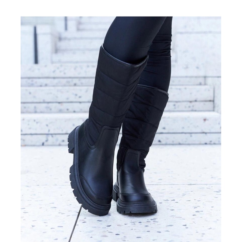 Solea Crne izolirane čizme za snijeg crno 1