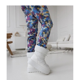 Bijele izolirane čizme za snijeg na platformi Polk - Solea bijela 2