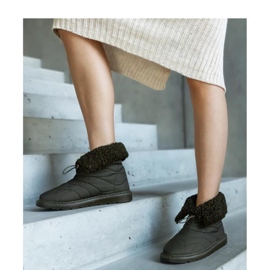 Zelene izolirane čizme za snijeg s manžetom Caellita - Solea zelena 1