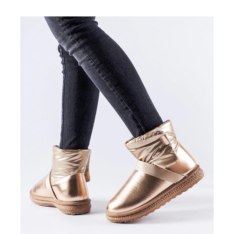 Smeđe sjajne kratke čizme za snijeg iz Delaune - Solea smeđa 1