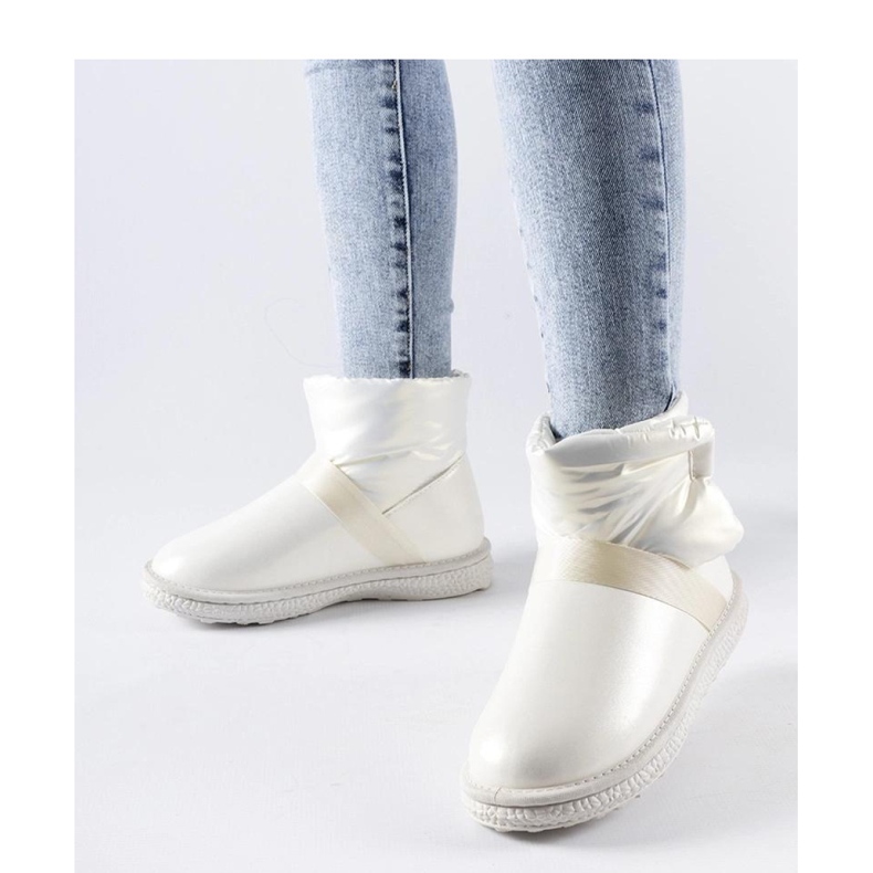 Bež sjajne kratke čizme za snijeg iz Delaune - Solea 1