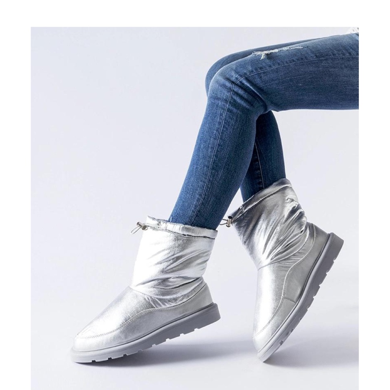 Srebrne izolirane Whitetail čizme za snijeg - Solea siva 1