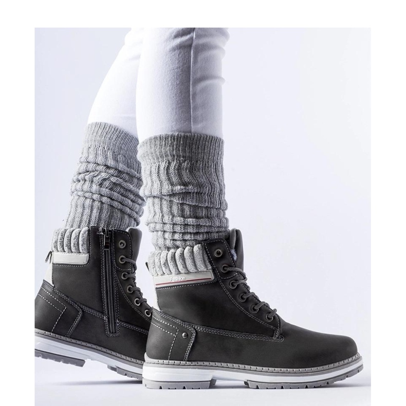 Sive, izolirane planinarske čizme siva 1