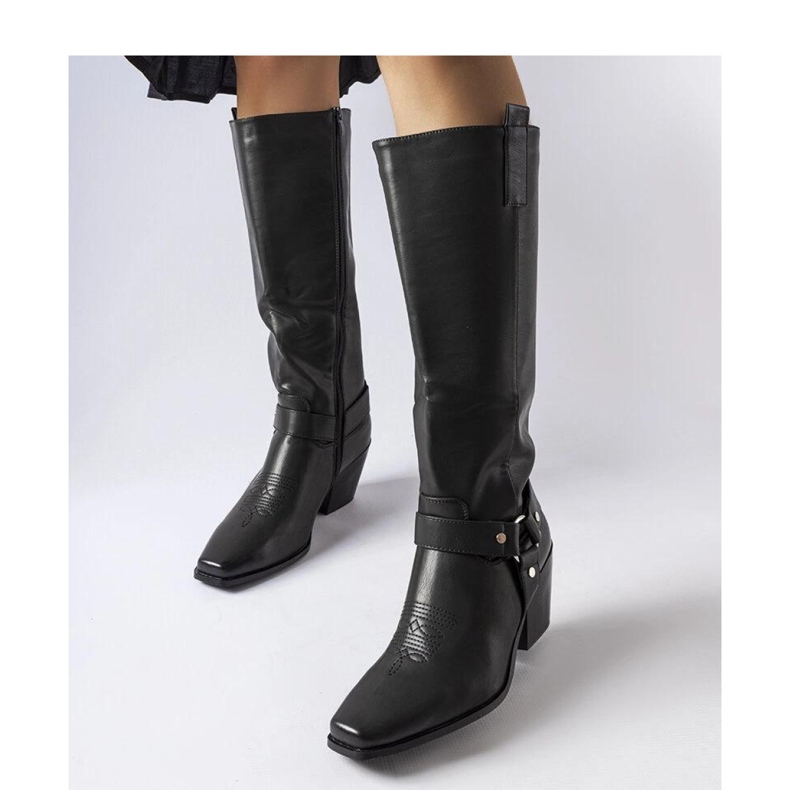 Crne kaubojske čizme na stup crna 1