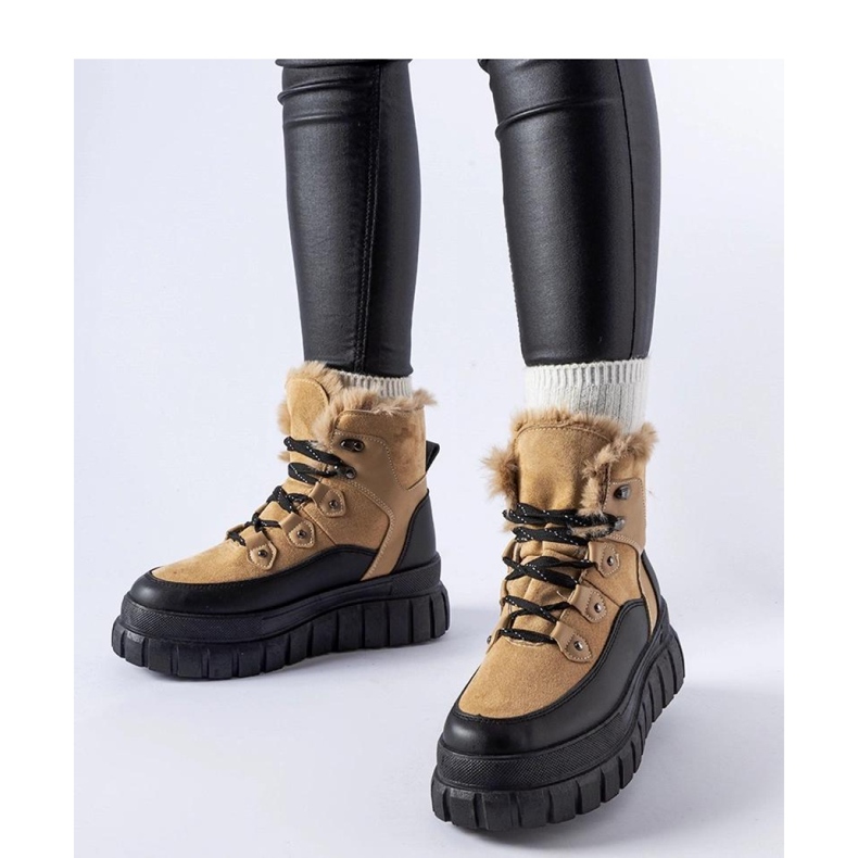 Bež čizme na masivnom potplatu 1