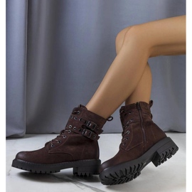 Tamno smeđe planinarske cipele smeđa 1