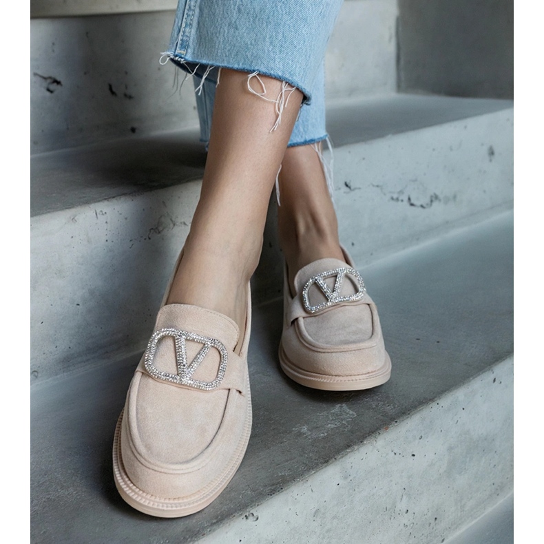 Bež mokasine ukrašene kamenčićima 1