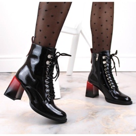 Lakirane gležnjače na visoku petu D&amp;A S.Barski Premium Collection W OLI225A crne crno 2