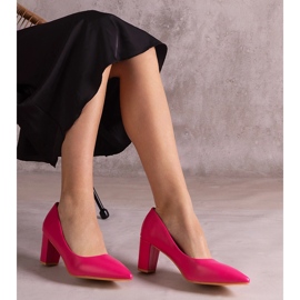 Ružičaste pumpice na stupu ružičasta 1