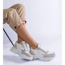 Bijele tenisice na masivnom potplatu bijela 1