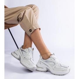 Bijele tenisice na masivnom potplatu bijela 1