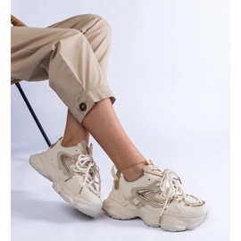 Bež ženske sportske tenisice na ogromnom potplatu 1
