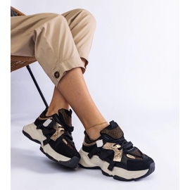 Crne tenisice sa zlatnim umetcima crna 1