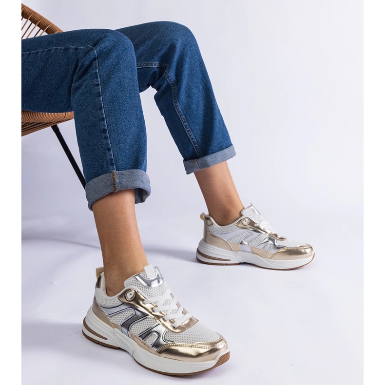 Materijalne sportske tenisice sa zlatnim umetcima zlatna 1