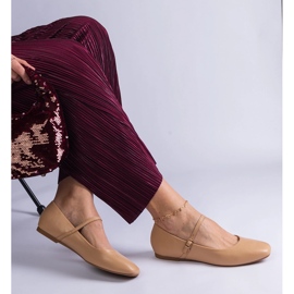 Bež balerinke s kopčama od eko kože 2