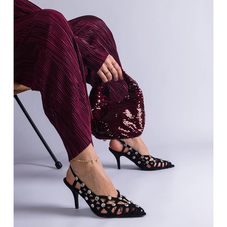 Crne sandale pletene kamenjem crna 1