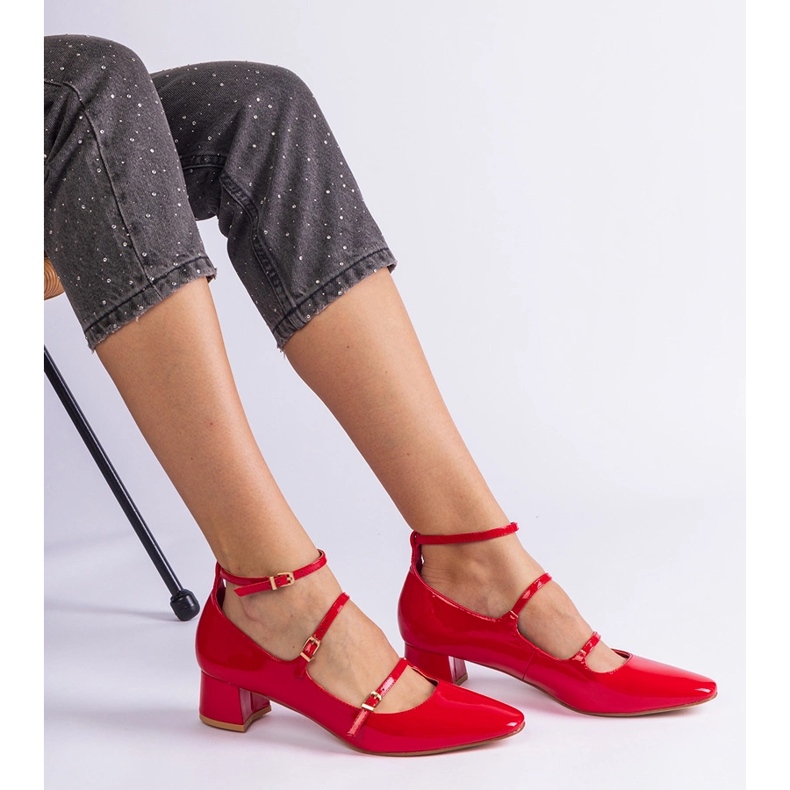 Crvene pumpe lakirane remenom crvena 1