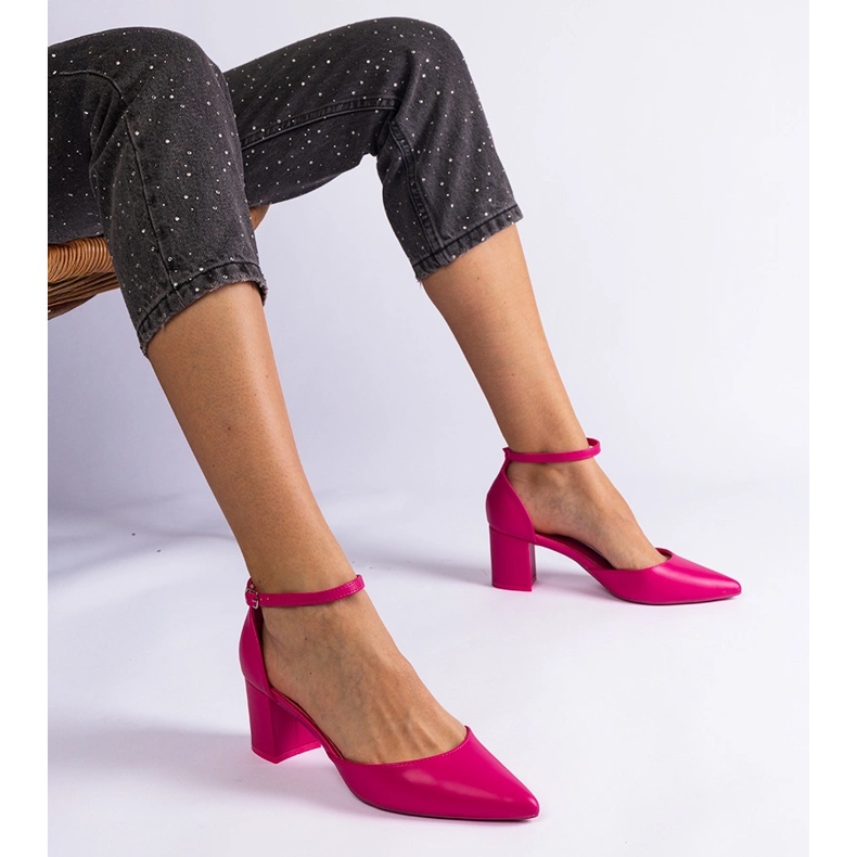 Ružičaste pumpe na posta ružičasta 1