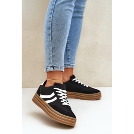 Moderne tenisice na crno -bijeloj platformi crna 2