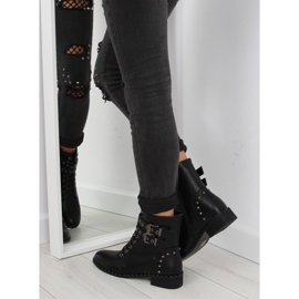 Crne čizme na vezanje PE155P crne crna 2