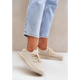 Ženski proklizavanje u bež sportskim cipelama 2