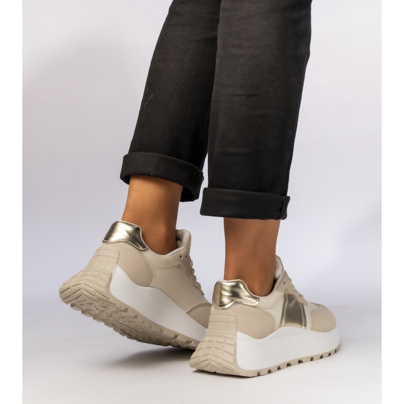 Ženske bež sportske tenisice 1