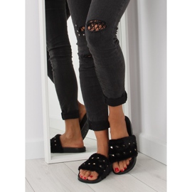 Crne papuče s krznom i crnim kopčama crna 2