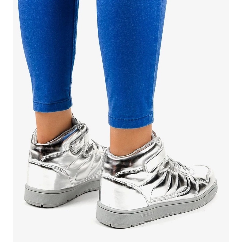 Ružičaste ženske sandale na nisku petu s kopčanjem oko gležnja ružičasta 1