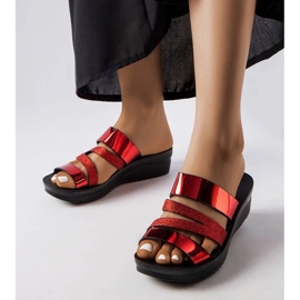 Elegantne lakirane cipele s visokom petom crna 1